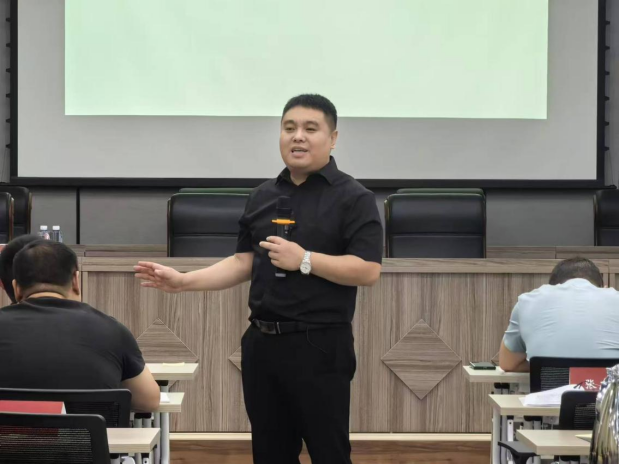 【领学课堂】2024年新智兴社全员素能提升培训丨高效执行力——从意识到方法